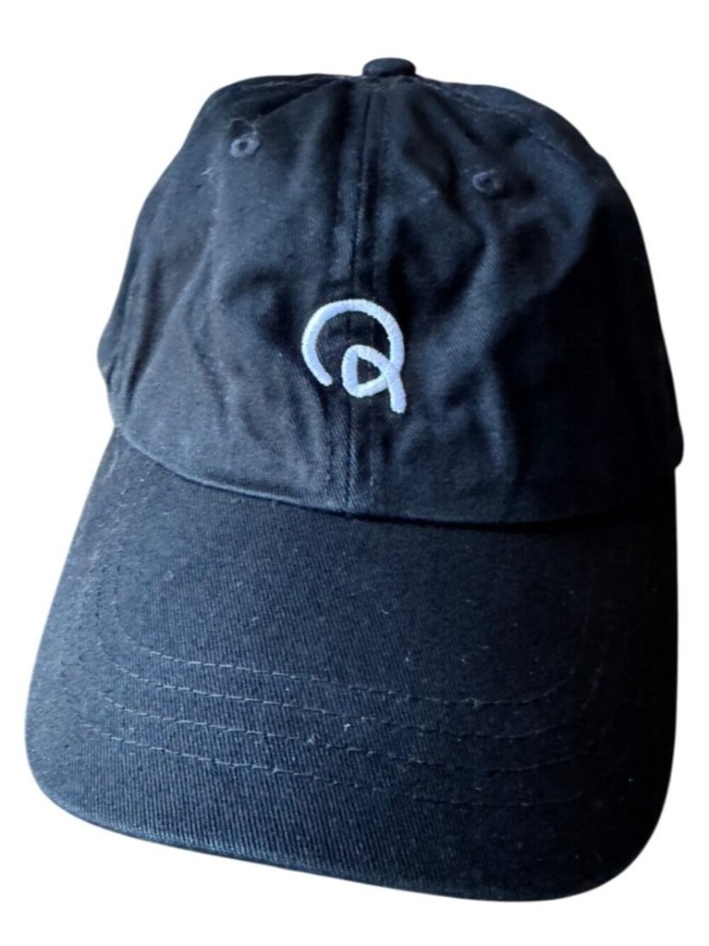 Queue Embroidered Black Baseball Cap